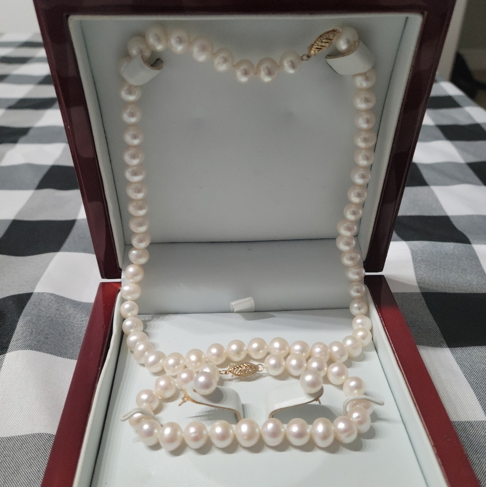 3 piece pearl set
